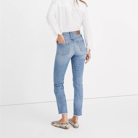 Madewell The Perfect Vintage Jean in Ainsworth Wash - Picture 3 of 15